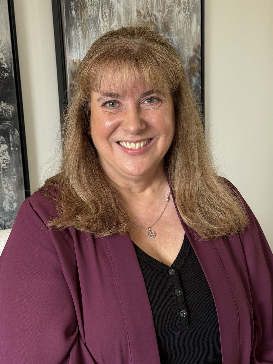 Shelley Ball, Hearts to Homes Team Real Estate Agent
